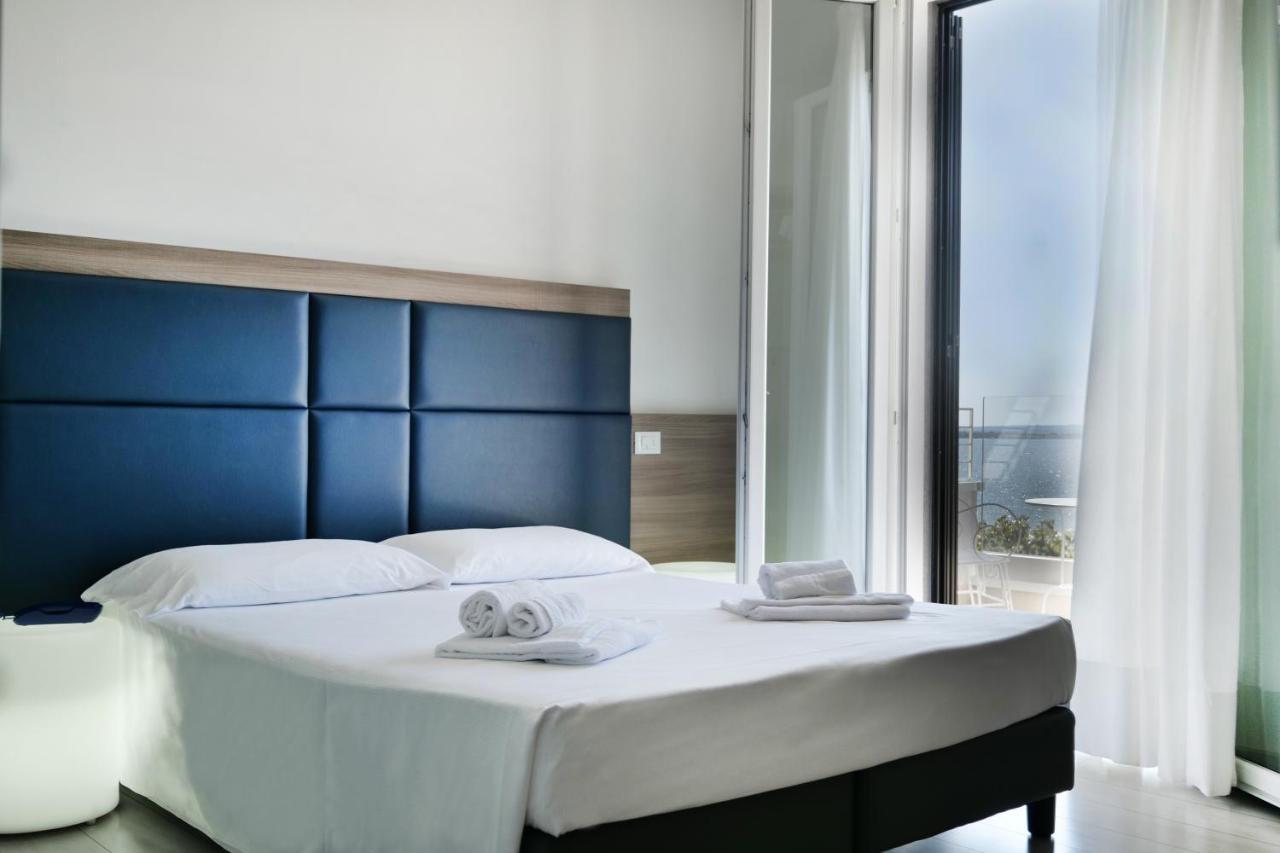 Hotel Riviera 3*